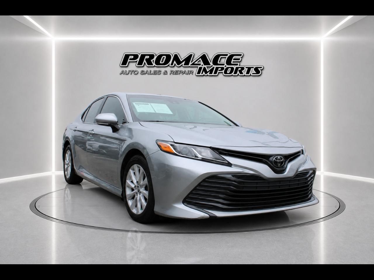 Toyota Camry LE Auto (Natl) 2019