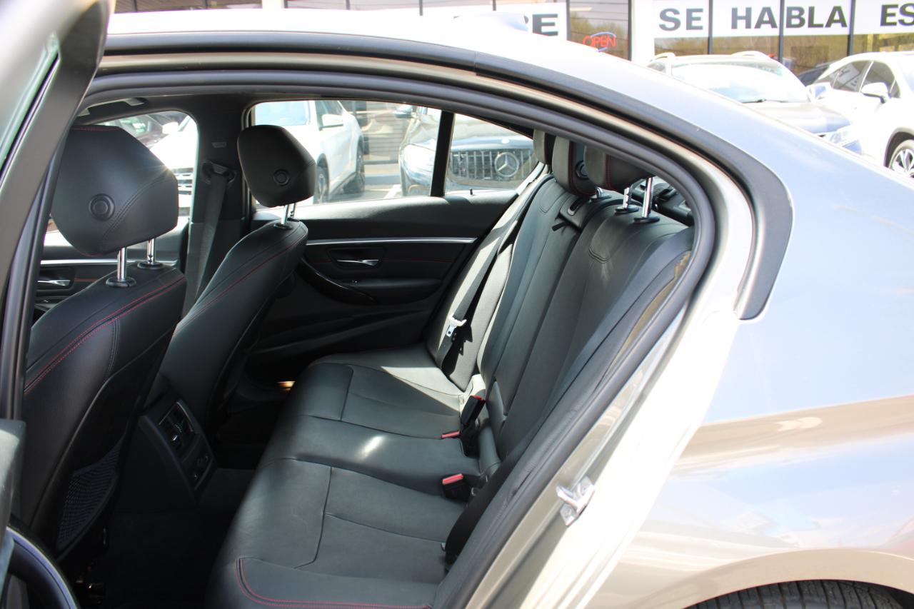 BMW 3 Series 4dr Sdn 328i xDrive AWD 2016