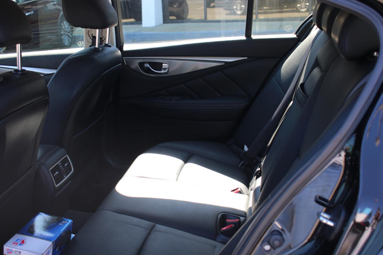 Infiniti Q50 4dr Sdn RWD 2015