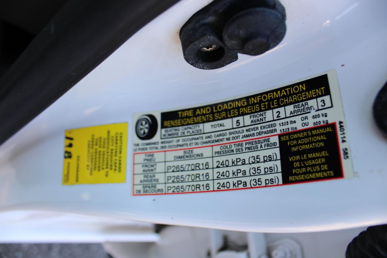 Nissan Frontier 2WD Crew Cab SWB Auto SV 2012