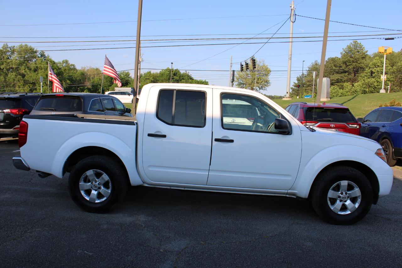 Nissan Frontier 2WD Crew Cab SWB Auto SV 2012