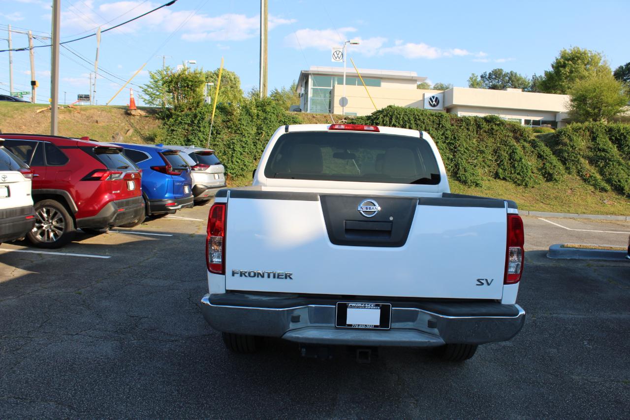 Nissan Frontier 2WD Crew Cab SWB Auto SV 2012