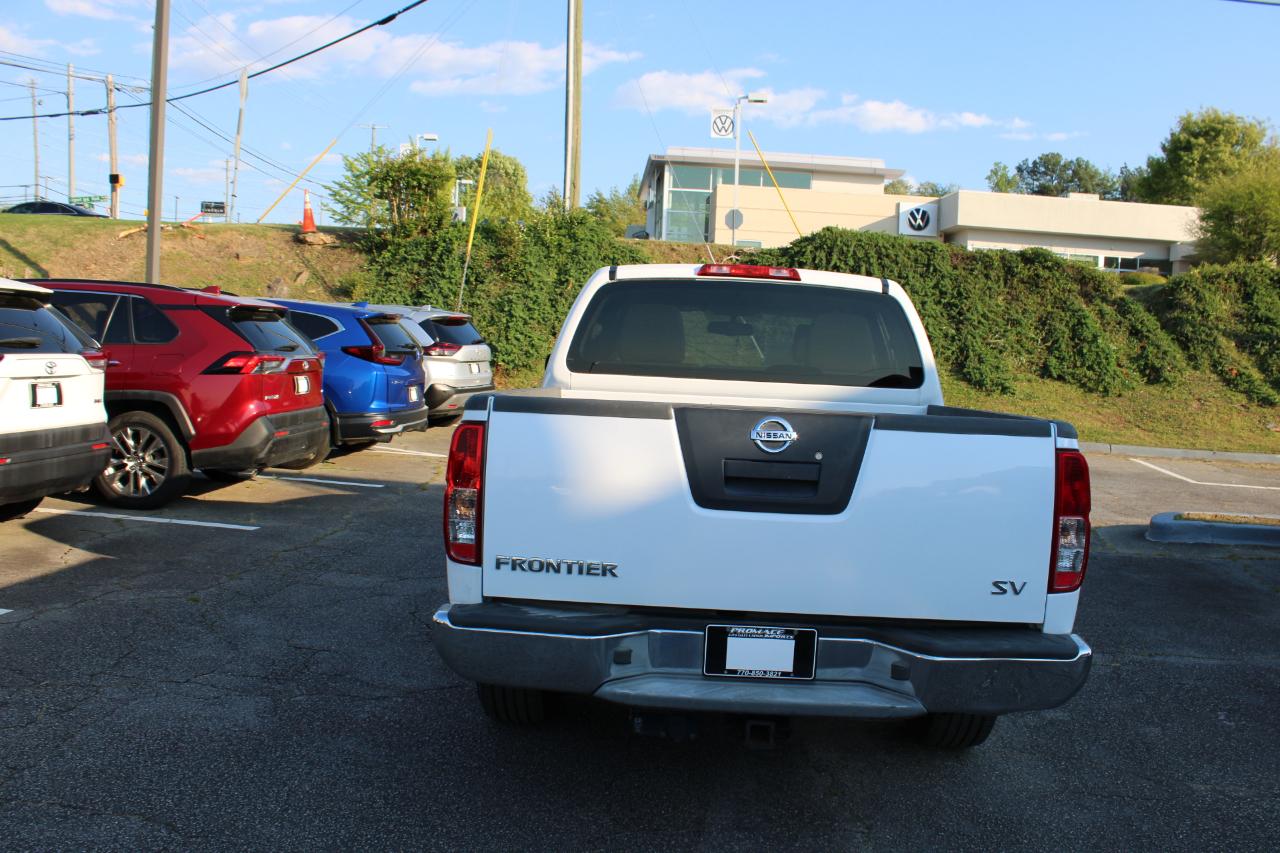 Nissan Frontier 2WD Crew Cab SWB Auto SV 2012