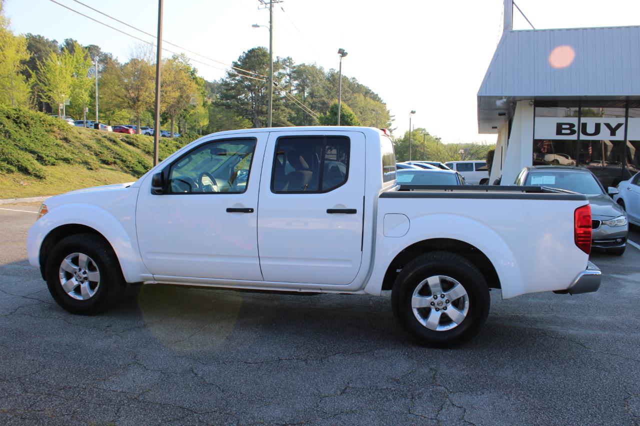 Nissan Frontier 2WD Crew Cab SWB Auto SV 2012