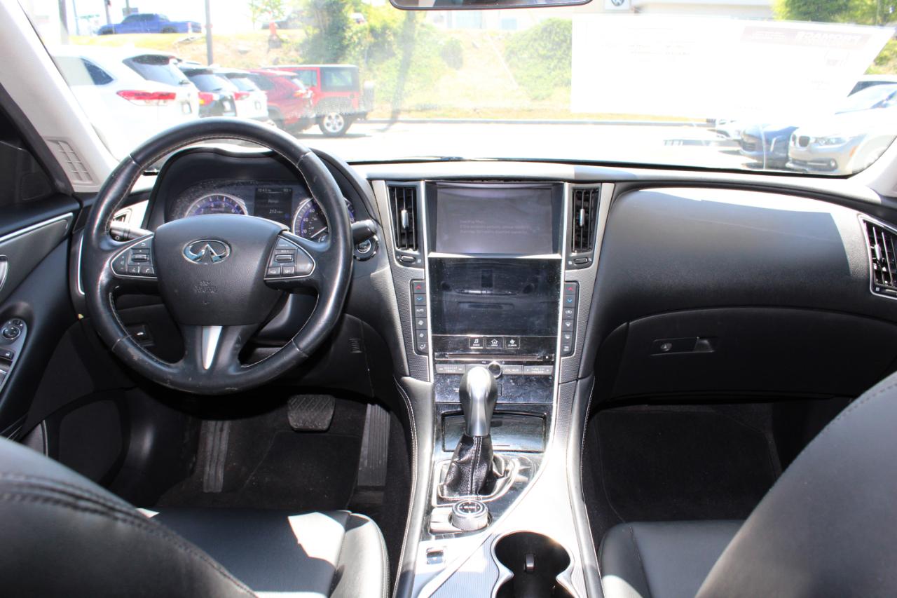 Infiniti Q50 4dr Sdn RWD 2015