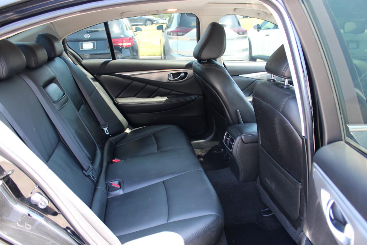 Infiniti Q50 4dr Sdn RWD 2015