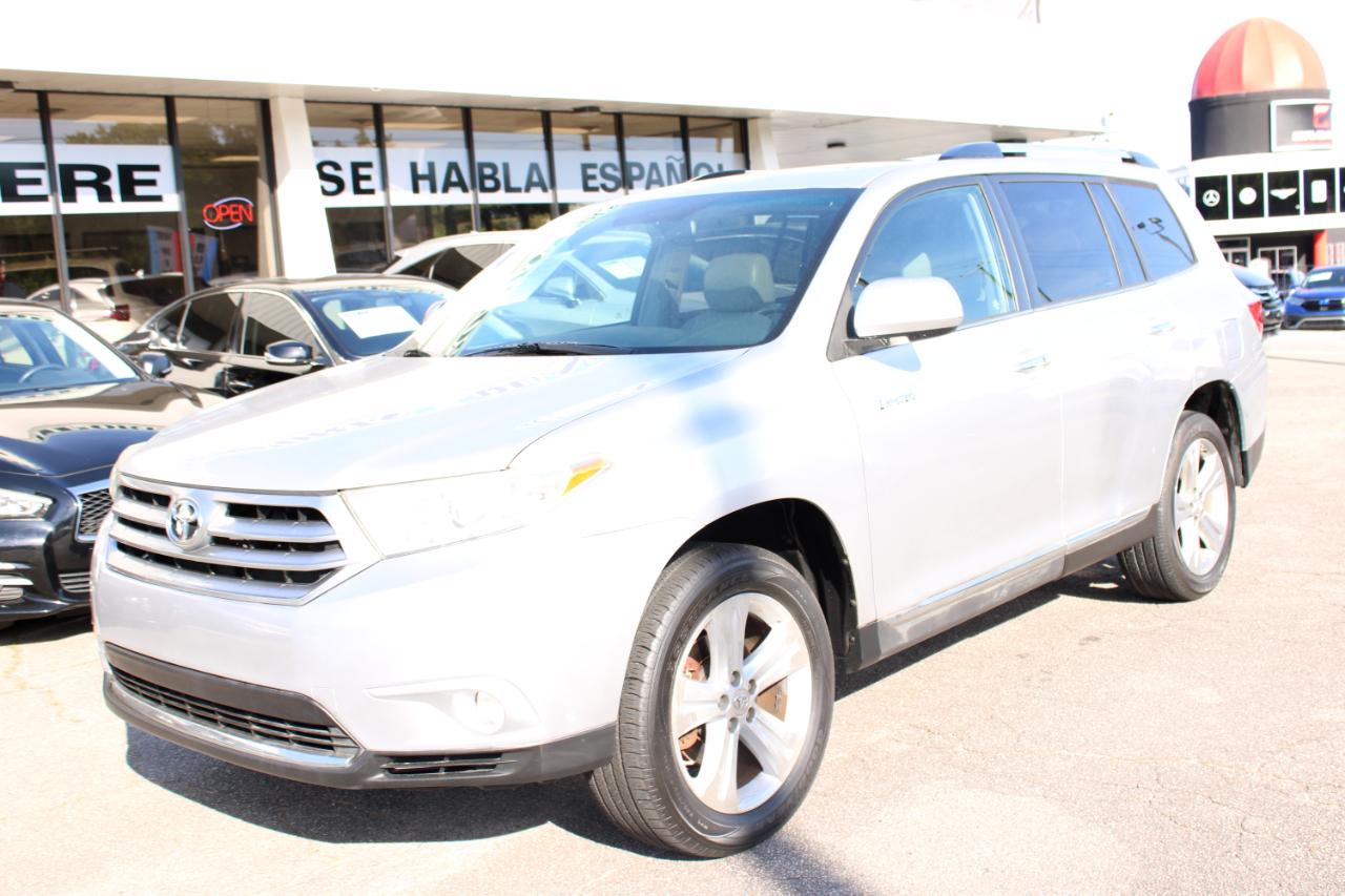 Toyota Highlander FWD 4dr V6 Limited (Natl) 2013
