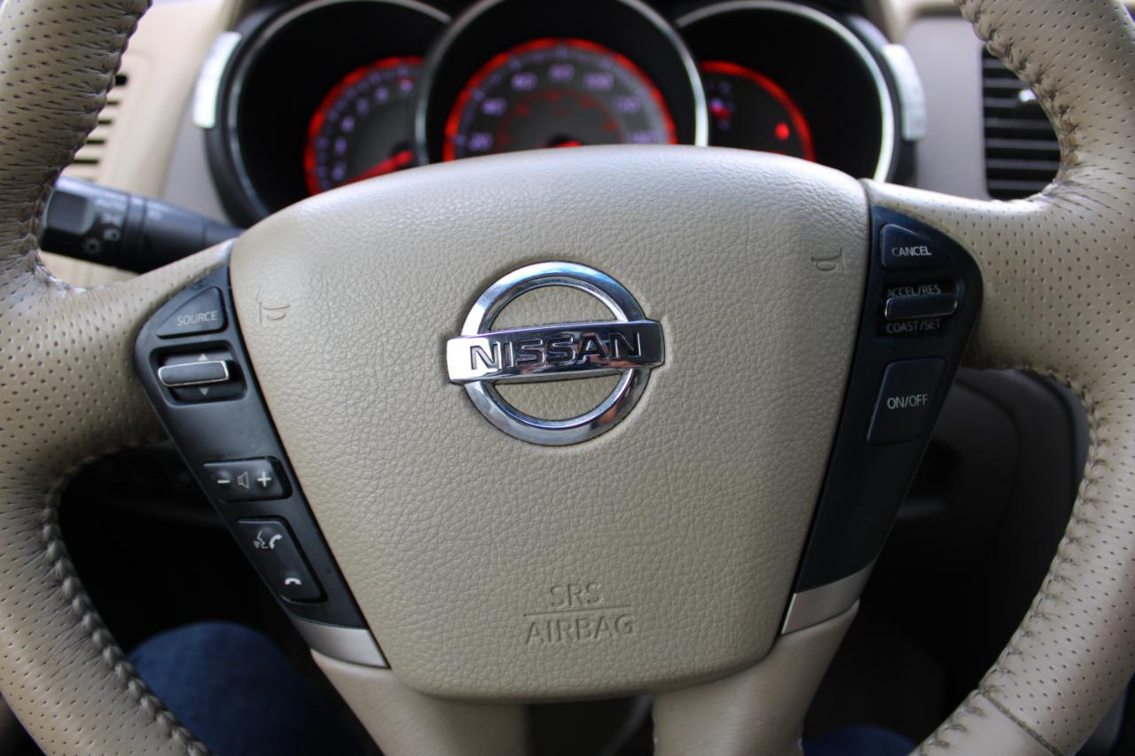 Nissan Murano 2WD 4dr SL 2009