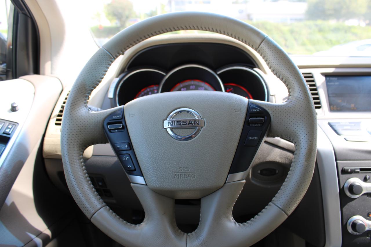Nissan Murano 2WD 4dr SL 2009