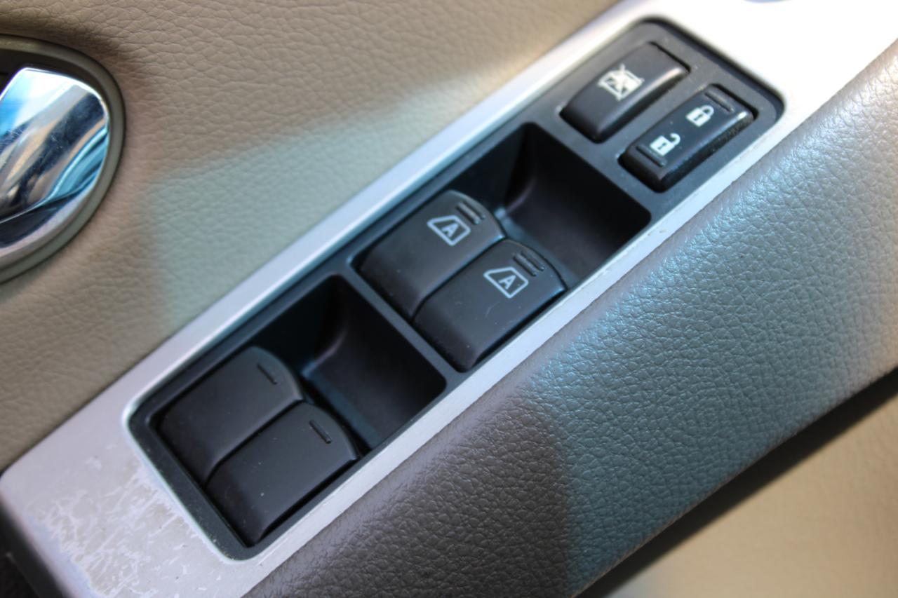 Nissan Murano 2WD 4dr SL 2009
