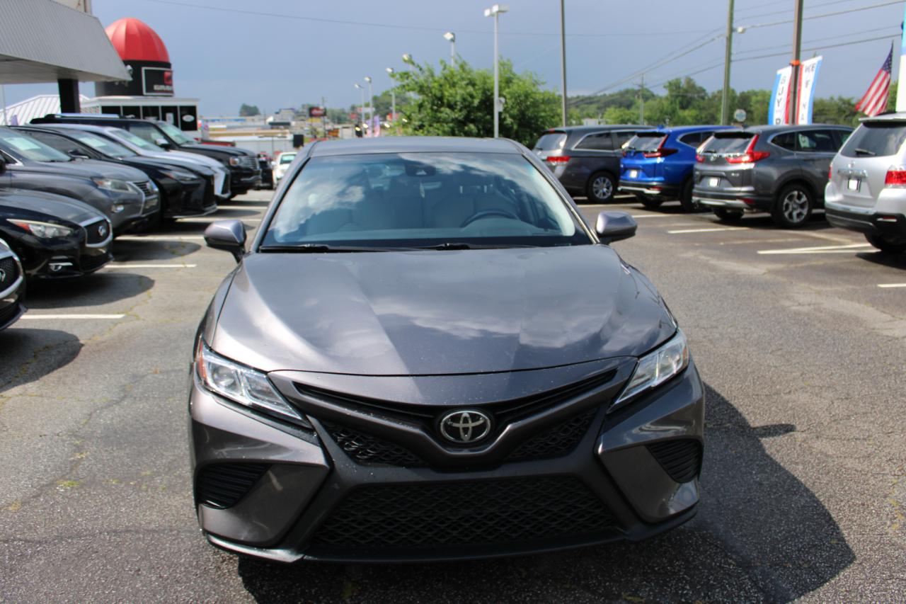 Toyota Camry XLE Auto (Natl) 2018