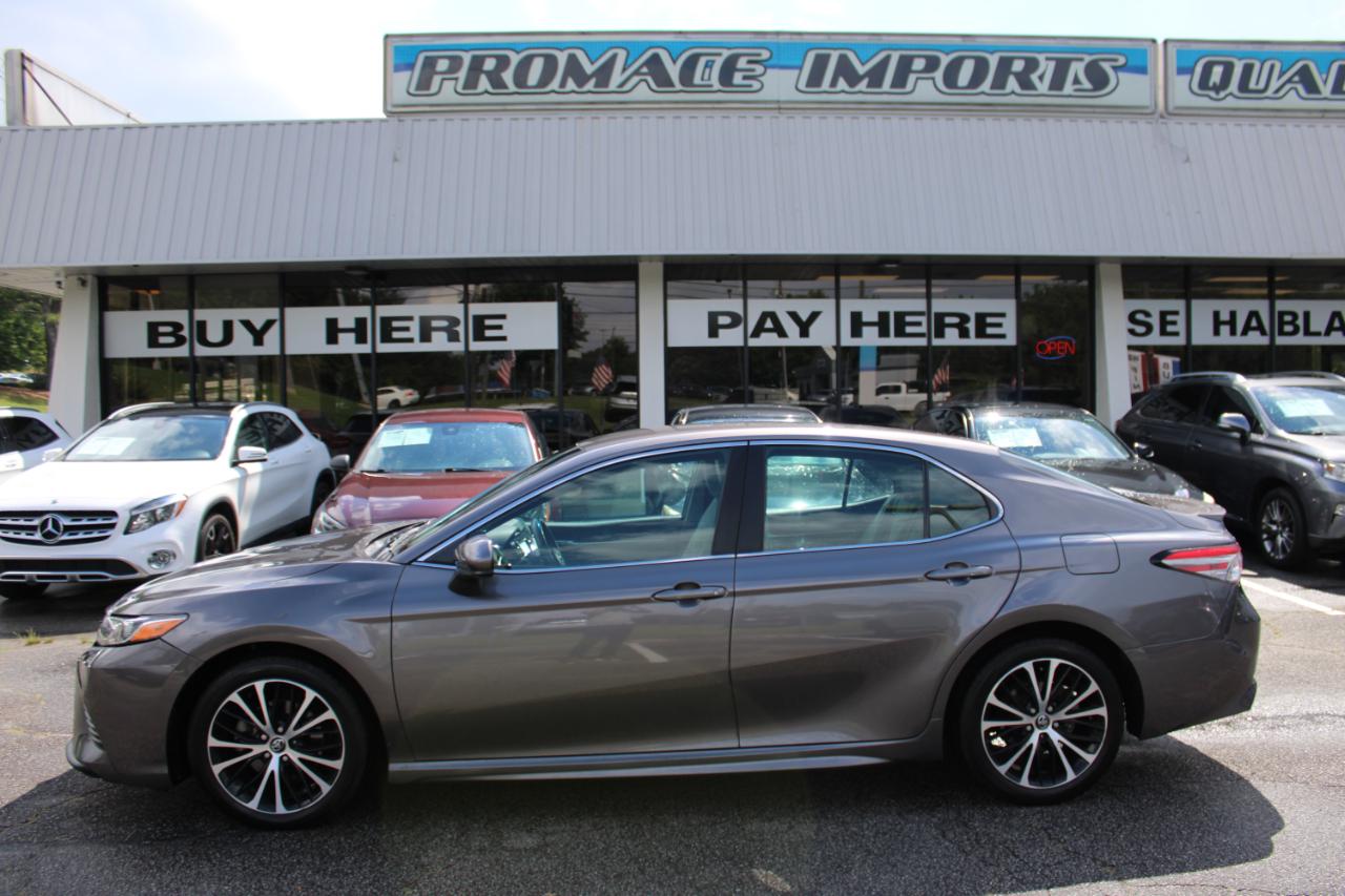 Toyota Camry XLE Auto (Natl) 2018
