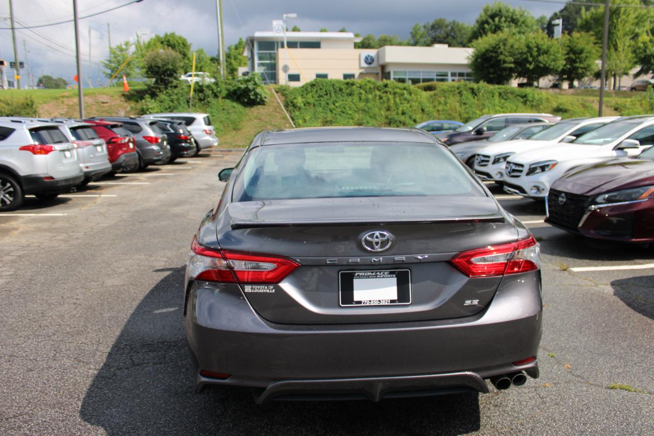 Toyota Camry XLE Auto (Natl) 2018