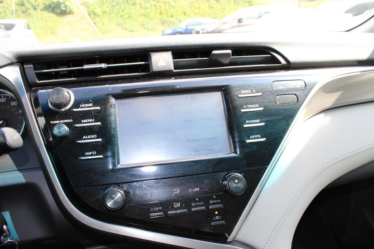 Toyota Camry XLE Auto (Natl) 2018