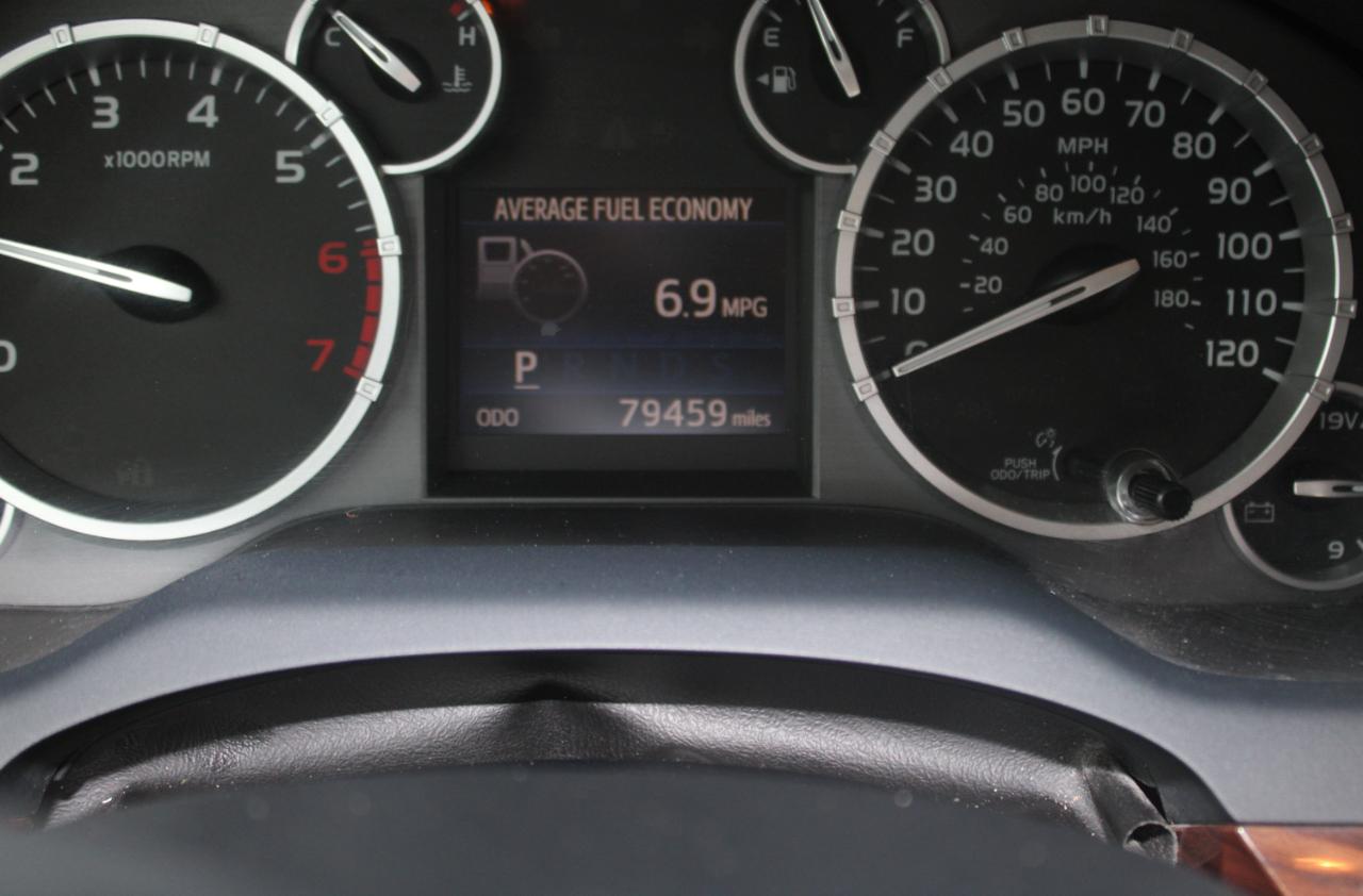 Toyota Tundra 2WD Truck Double Cab 5.7L V8 6-Spd AT LTD (Natl) 2014