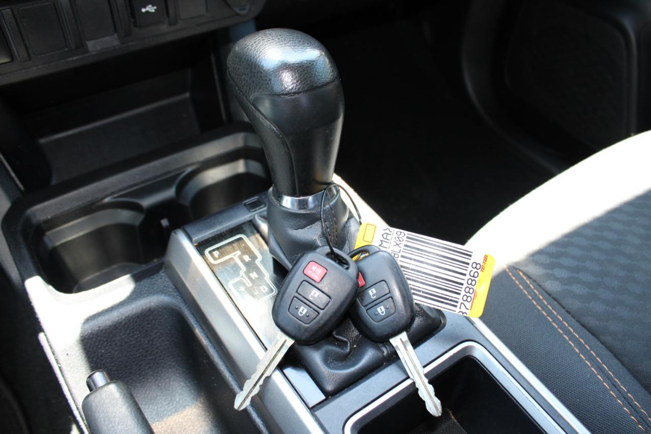 Toyota Tacoma 2WD SR5 Access Cab 6' Bed V6 AT (Natl) 2020