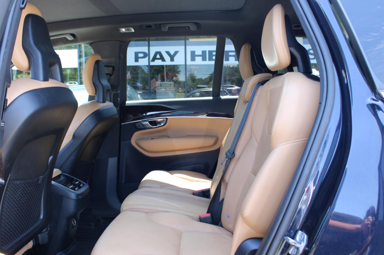Volvo XC90 T6 AWD 7-Passenger Momentum 2017