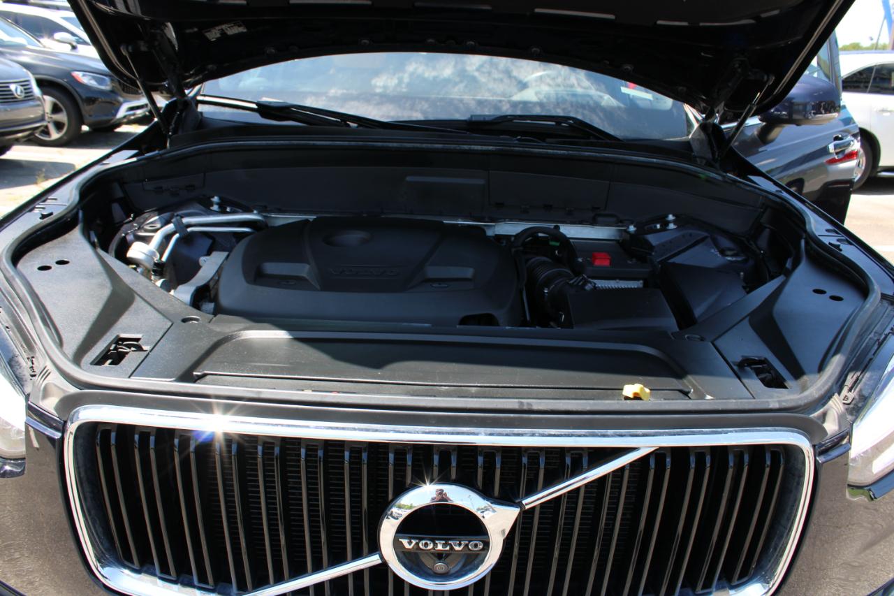 Volvo XC90 T6 AWD 7-Passenger Momentum 2017