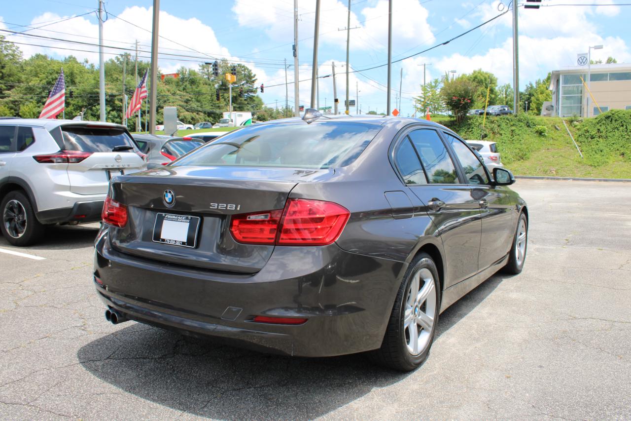 BMW 3 Series 4dr Sdn 328i RWD South Africa 2015
