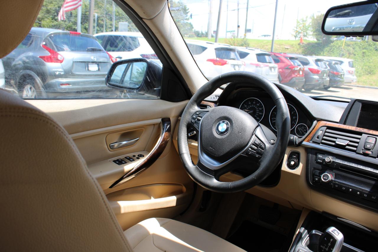 BMW 3 Series 4dr Sdn 328i RWD South Africa 2015