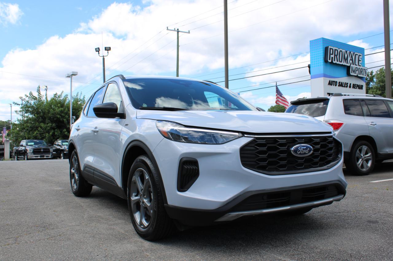 Ford Escape ST-Line FWD 2025