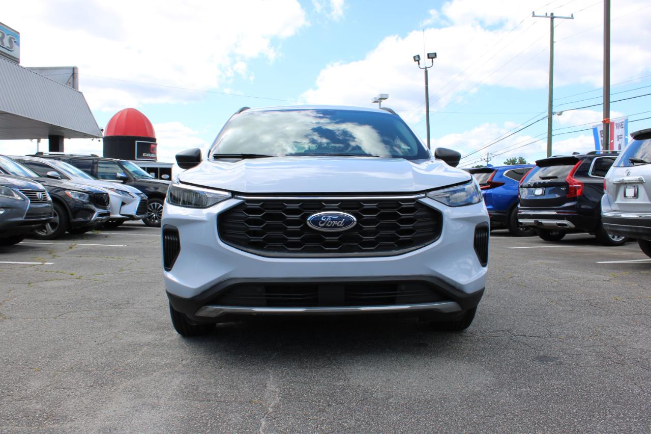 Ford Escape ST-Line FWD 2025