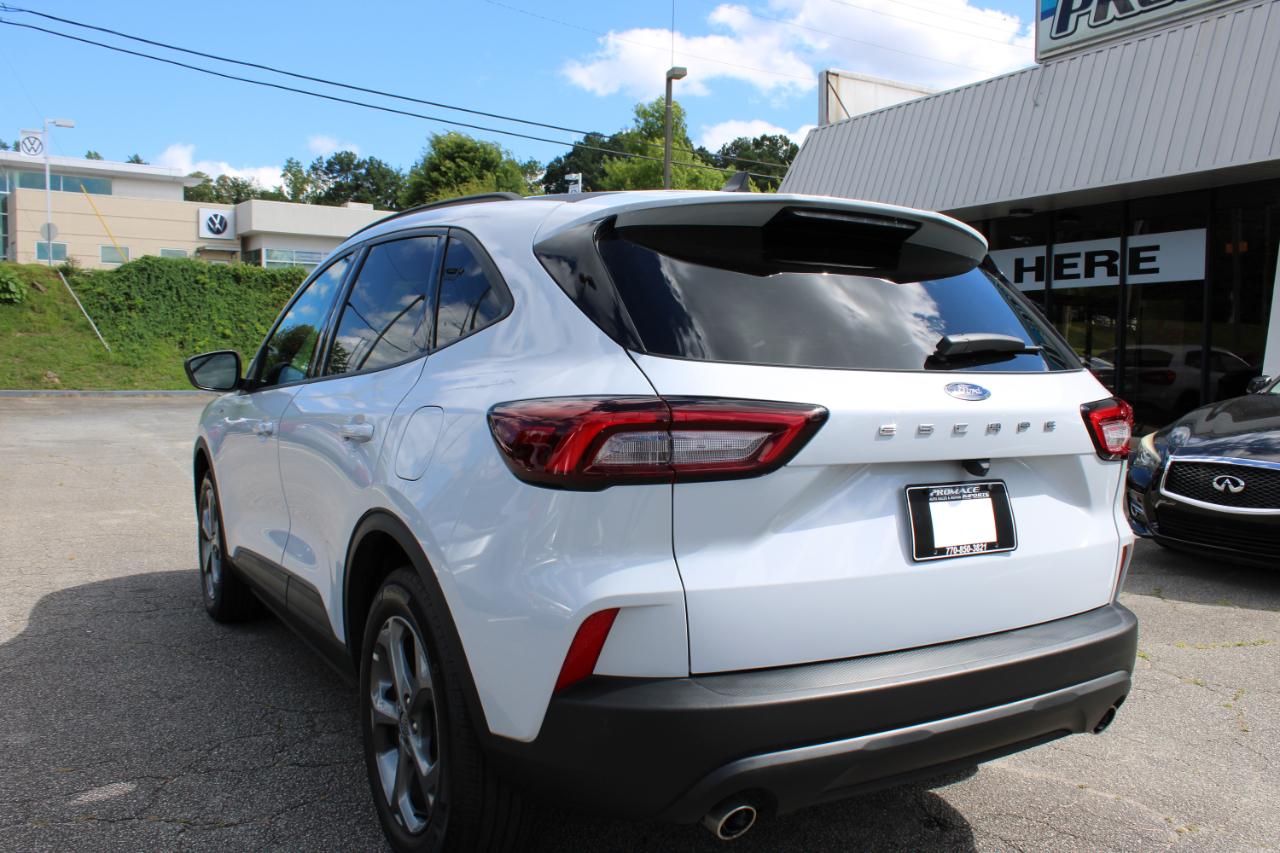 Ford Escape ST-Line FWD 2025