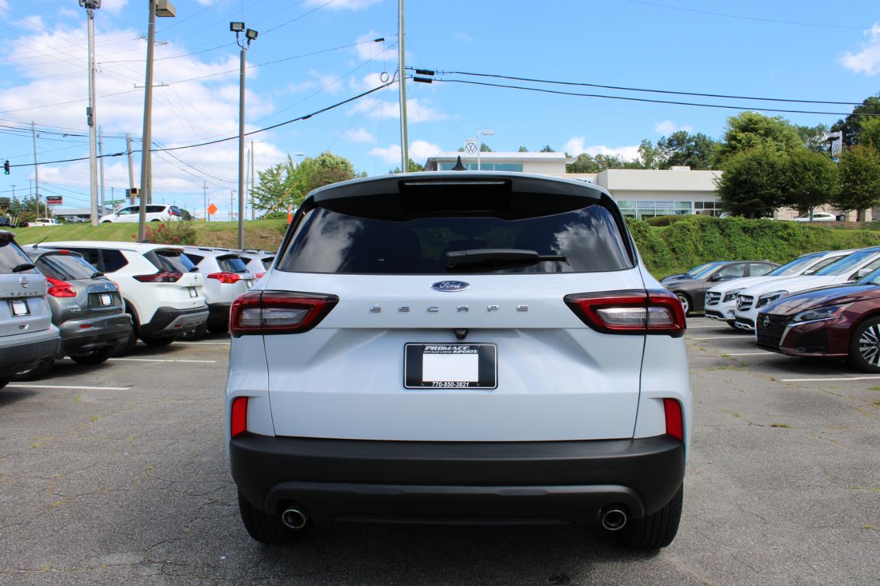 Ford Escape ST-Line FWD 2025