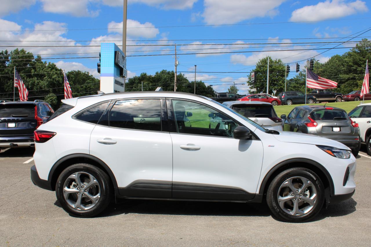 Ford Escape ST-Line FWD 2025
