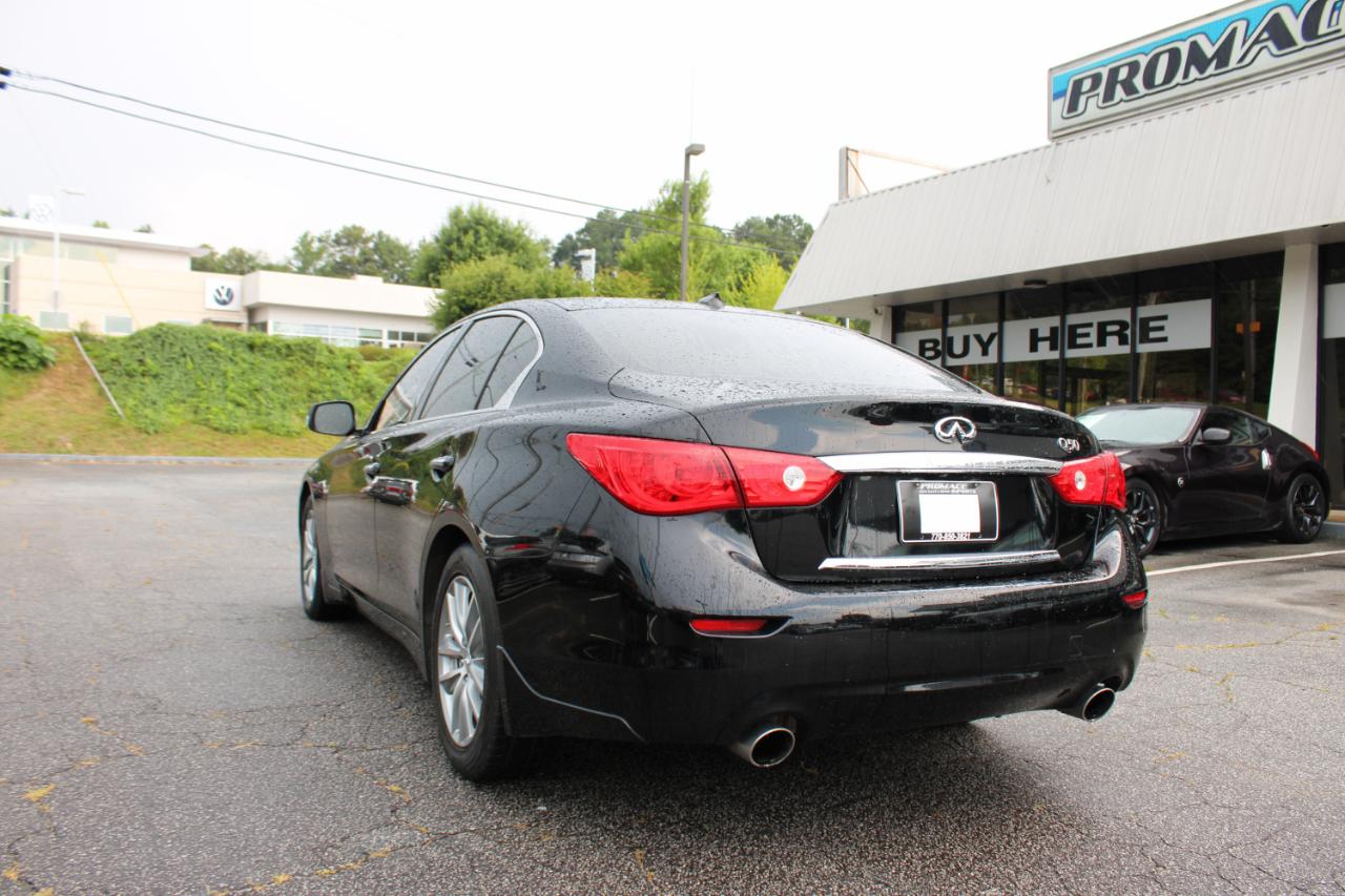 Infiniti Q50 2.0t Premium RWD 2017