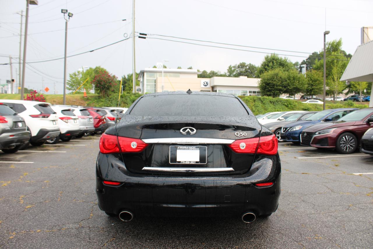 Infiniti Q50 2.0t Premium RWD 2017