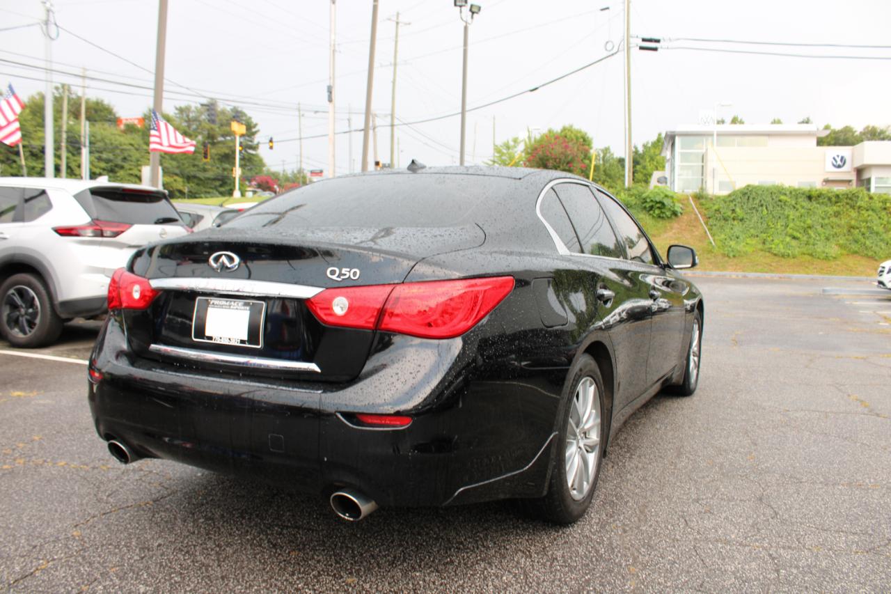 Infiniti Q50 2.0t Premium RWD 2017