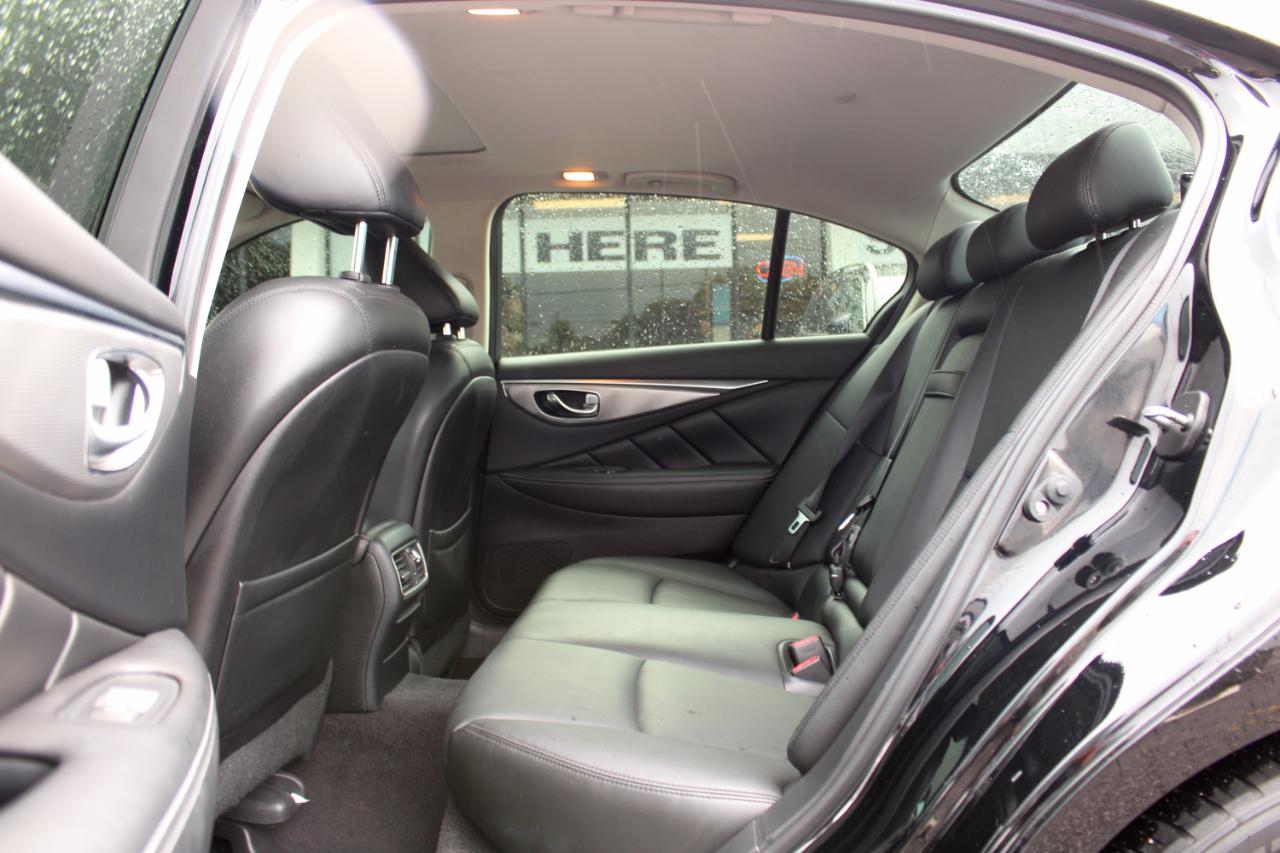 Infiniti Q50 2.0t Premium RWD 2017