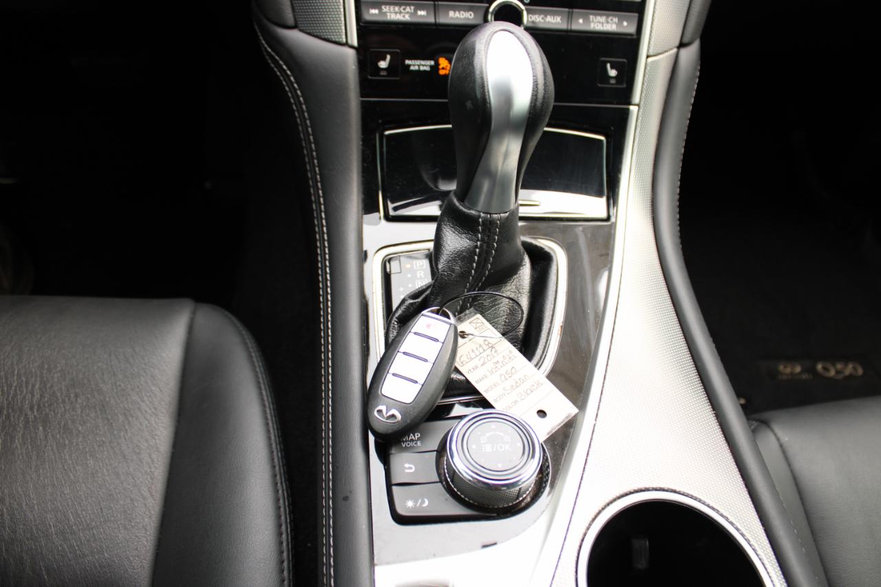 Infiniti Q50 2.0t Premium RWD 2017