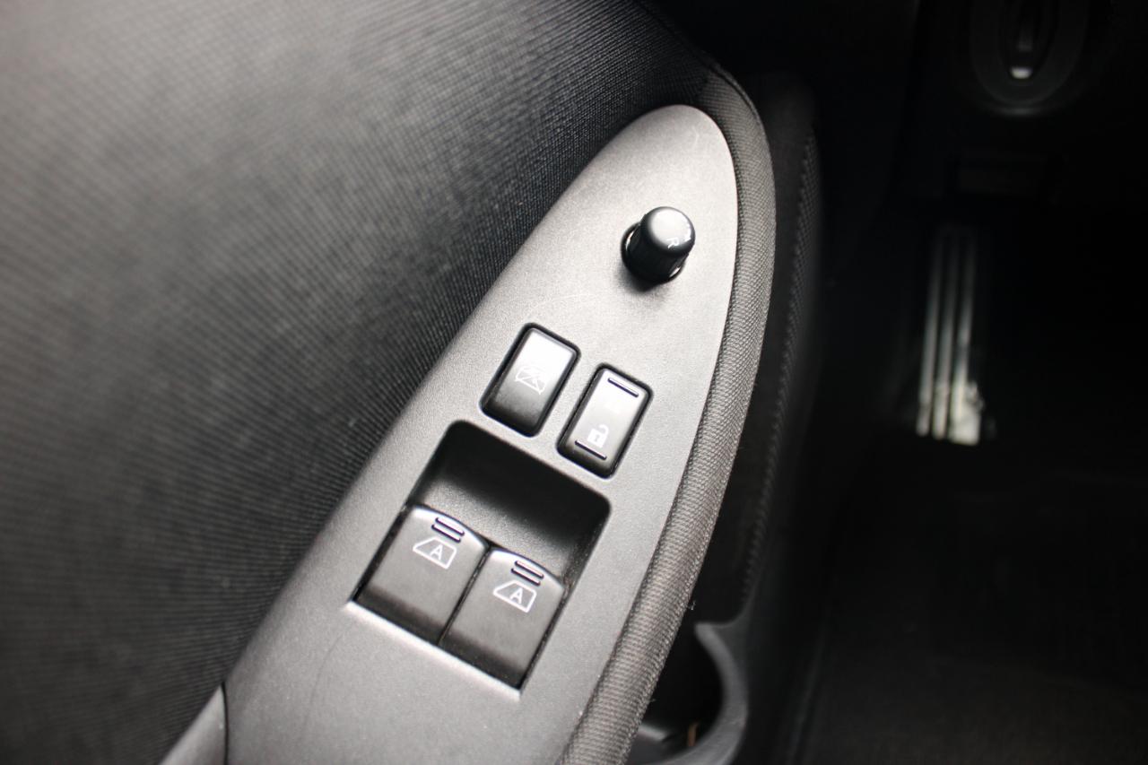 Nissan 370Z 2dr Cpe Auto 2015