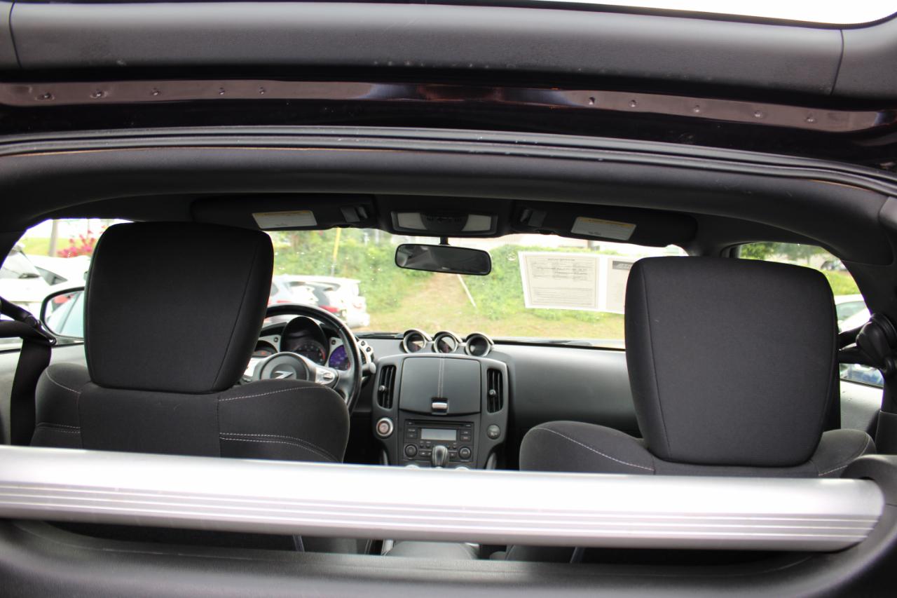 Nissan 370Z 2dr Cpe Auto 2015