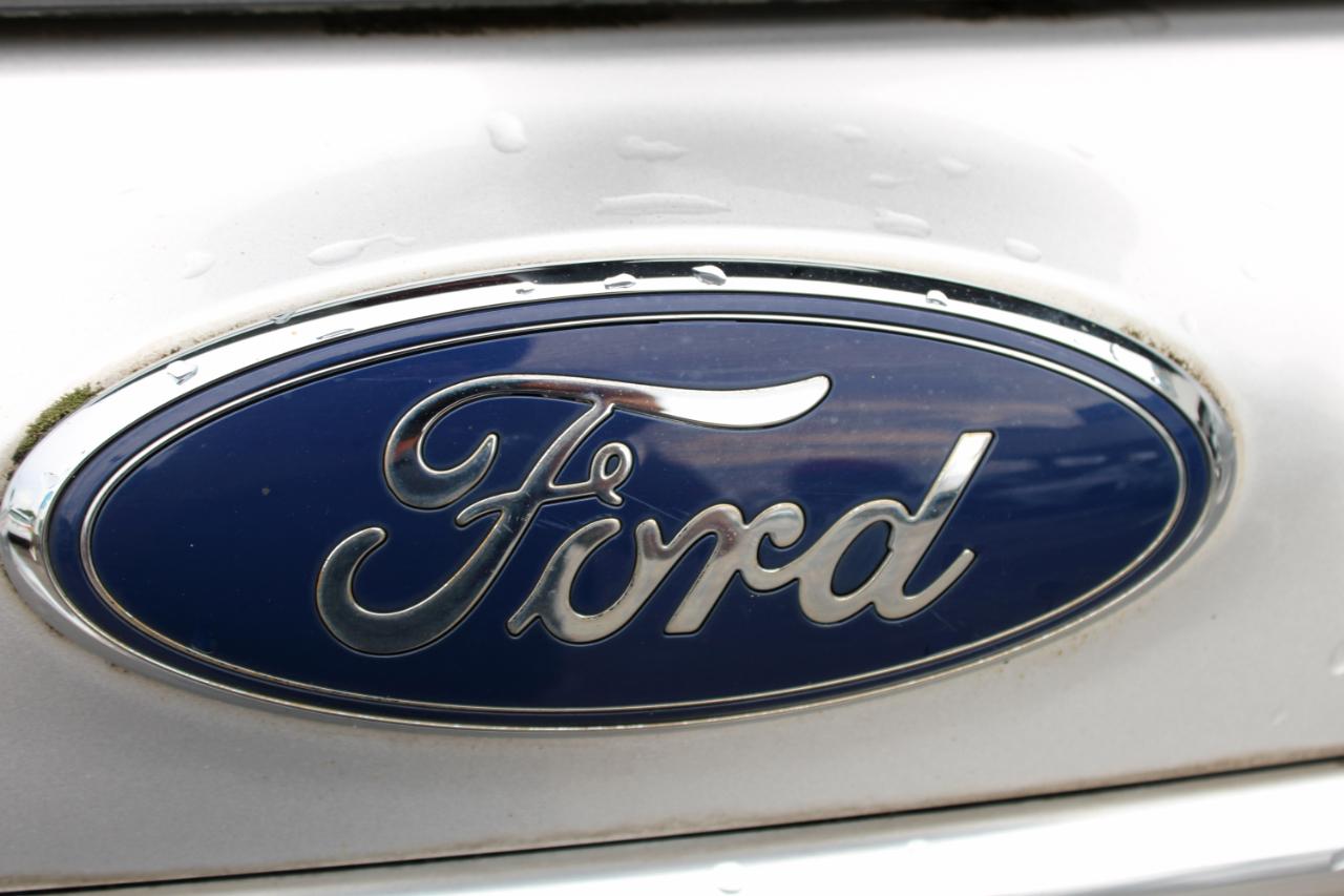 Ford Explorer 4WD 4dr Platinum 2016