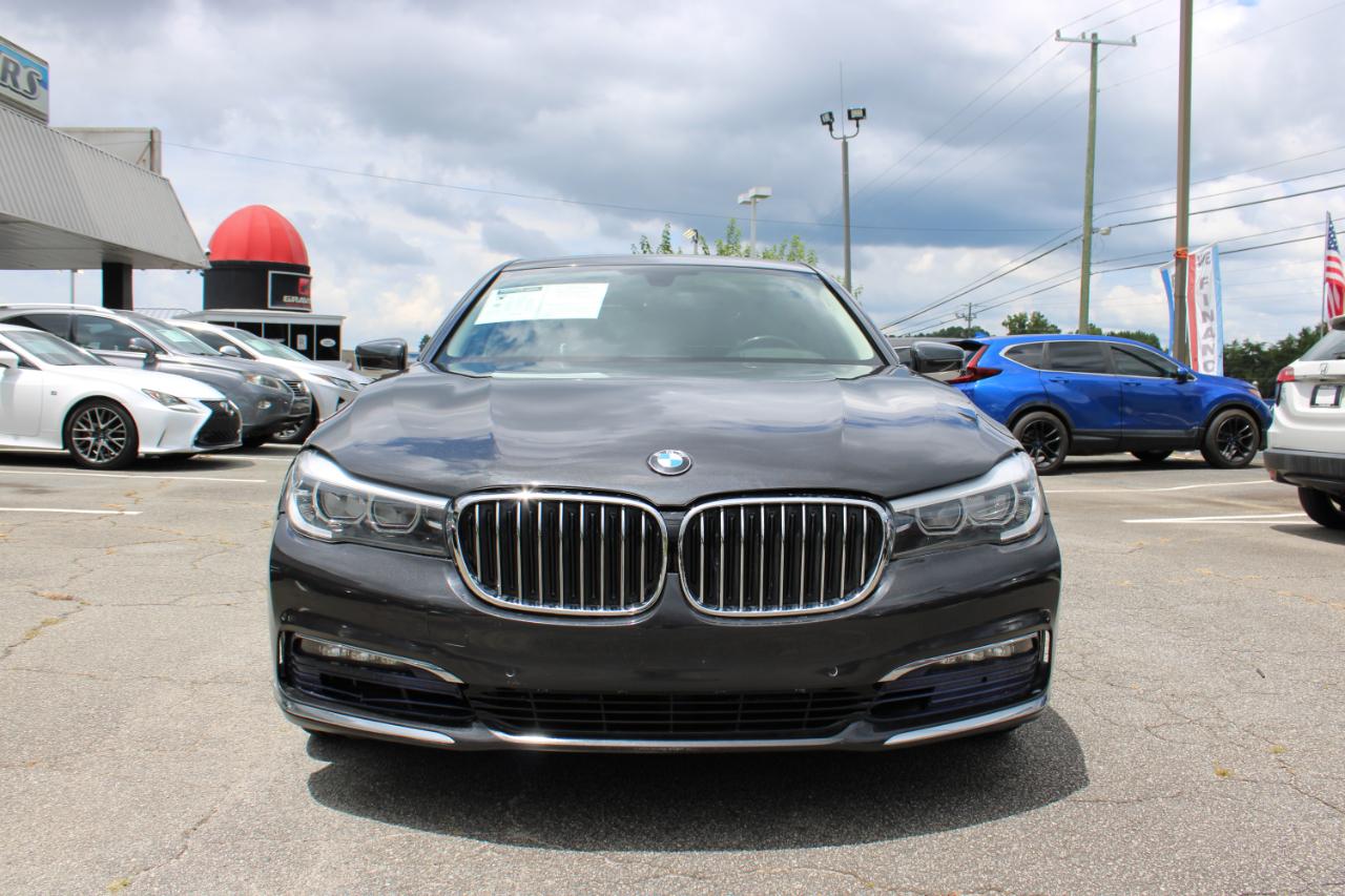 BMW 7 Series 740i xDrive Sedan 2017