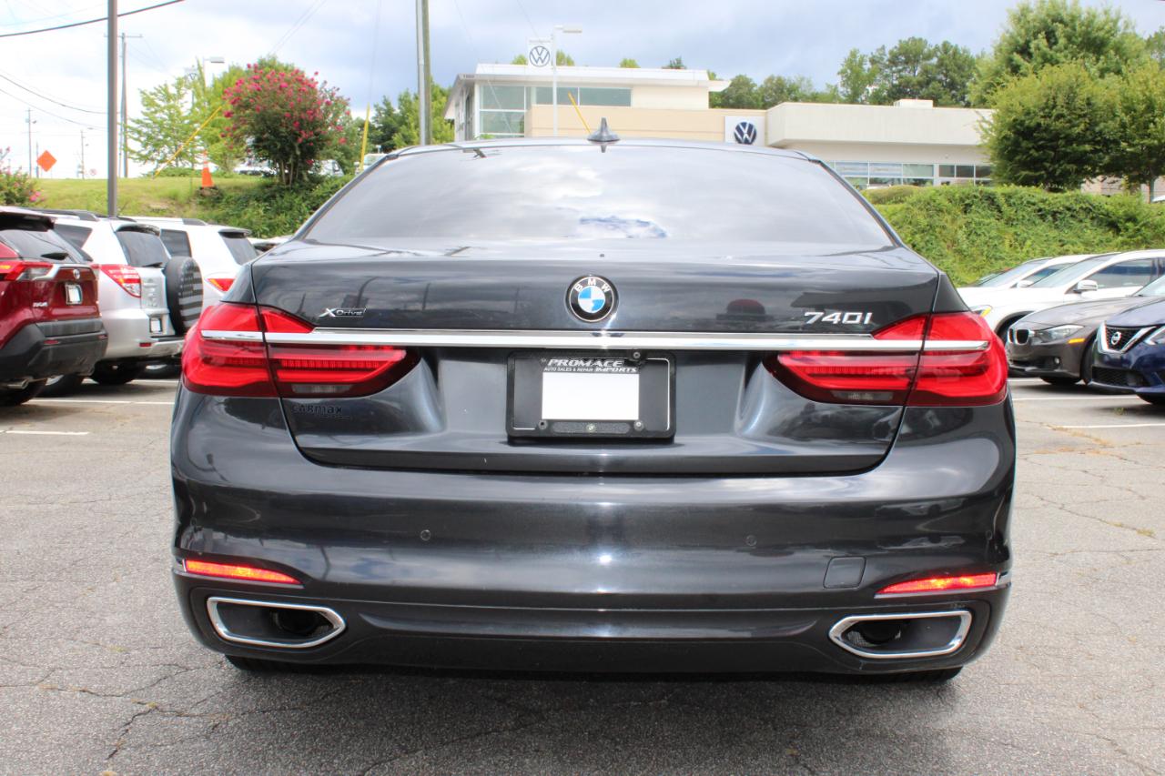 BMW 7 Series 740i xDrive Sedan 2017