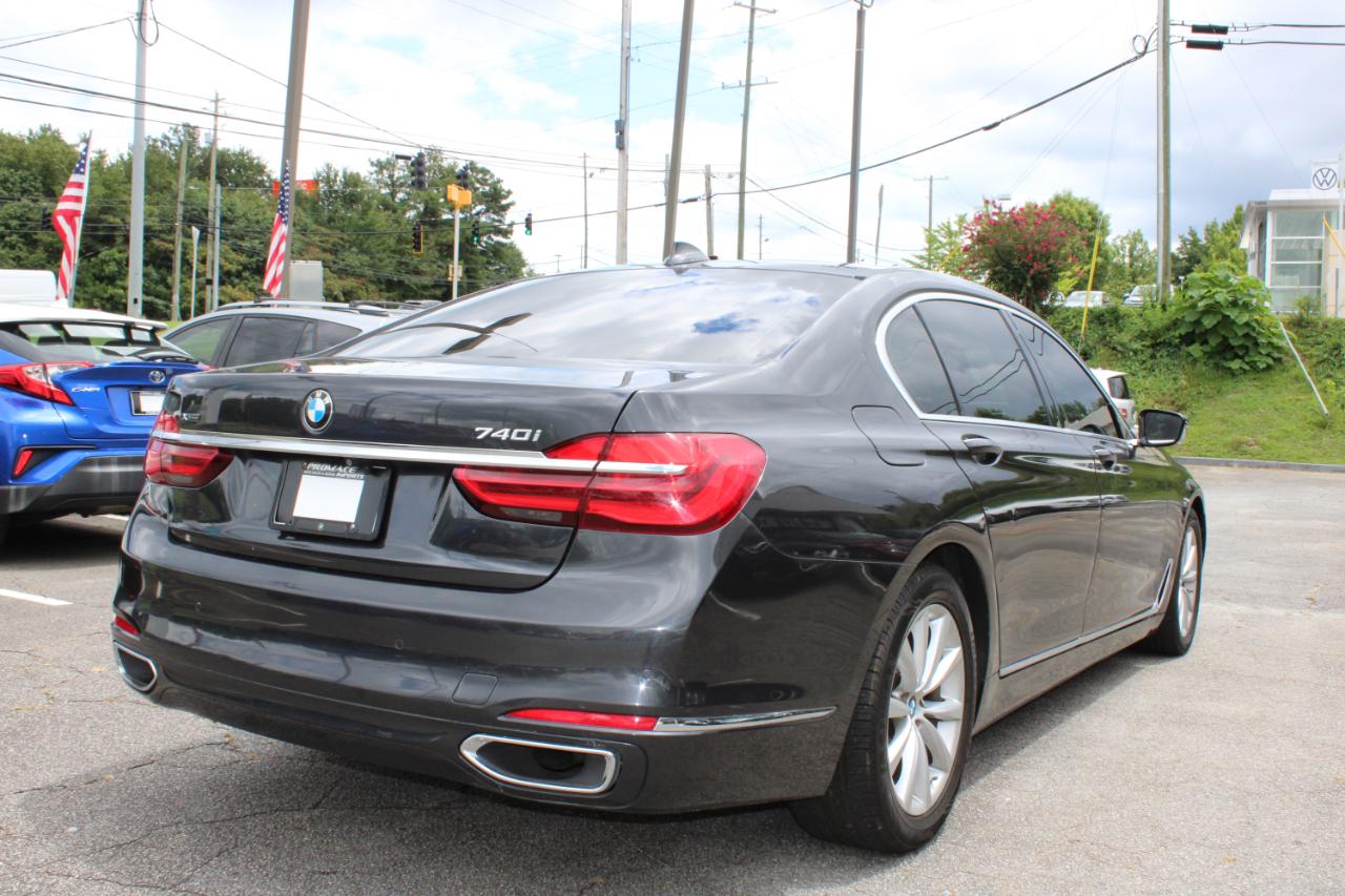 BMW 7 Series 740i xDrive Sedan 2017