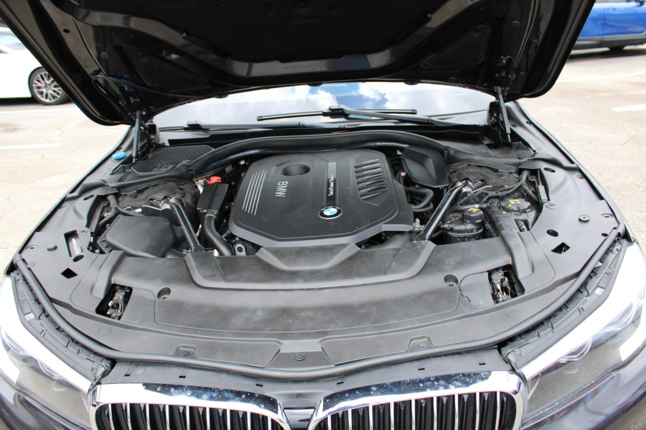BMW 7 Series 740i xDrive Sedan 2017