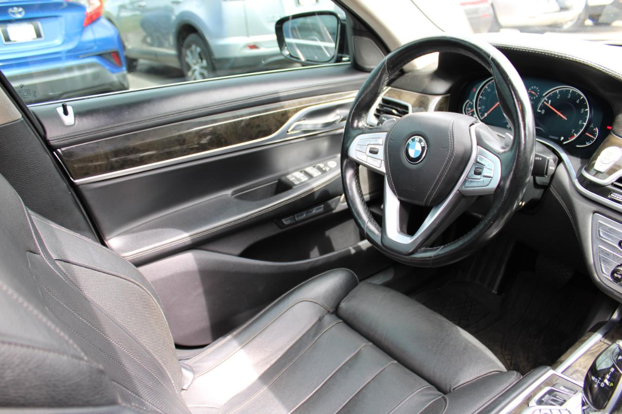 BMW 7 Series 740i xDrive Sedan 2017