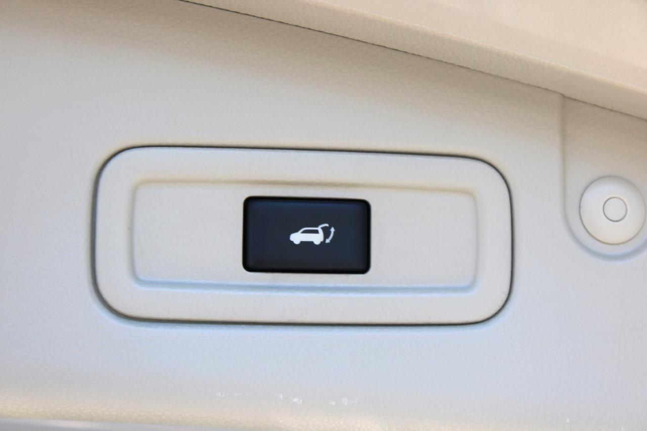 Nissan Murano AWD 4dr LE 2013