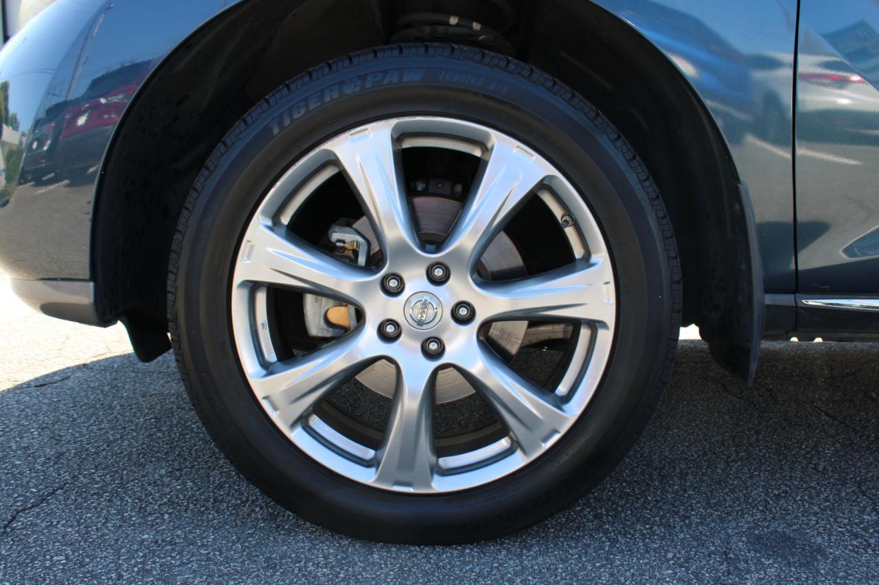 Nissan Murano AWD 4dr LE 2013