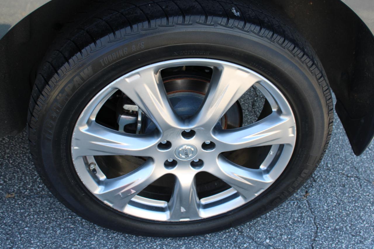 Nissan Murano AWD 4dr LE 2013