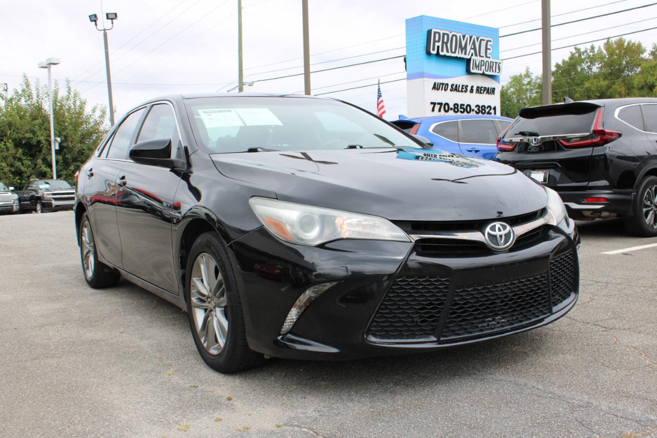 Toyota Camry SE 2015