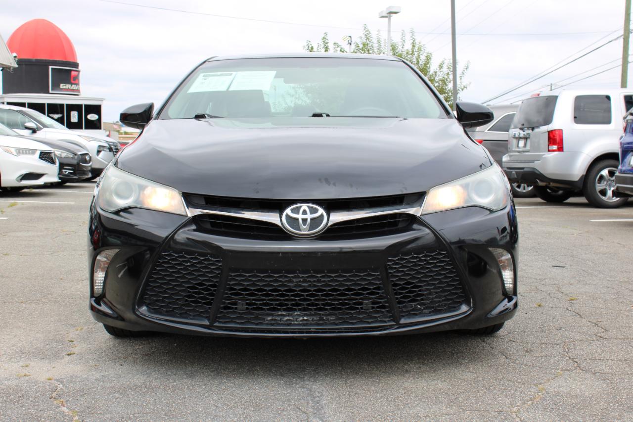 Toyota Camry SE 2015