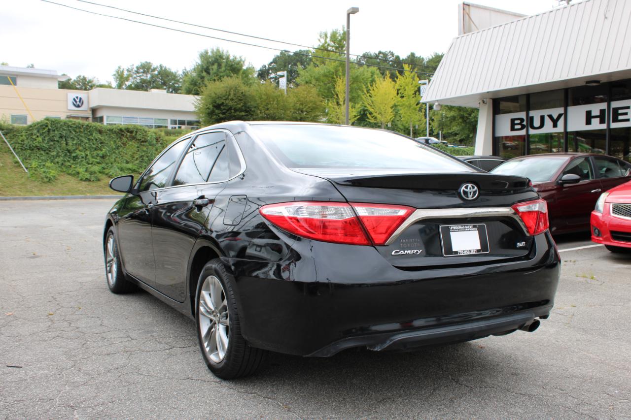 Toyota Camry SE 2015