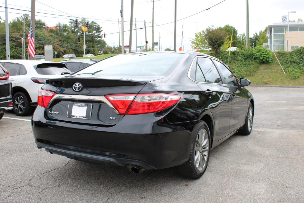 Toyota Camry SE 2015