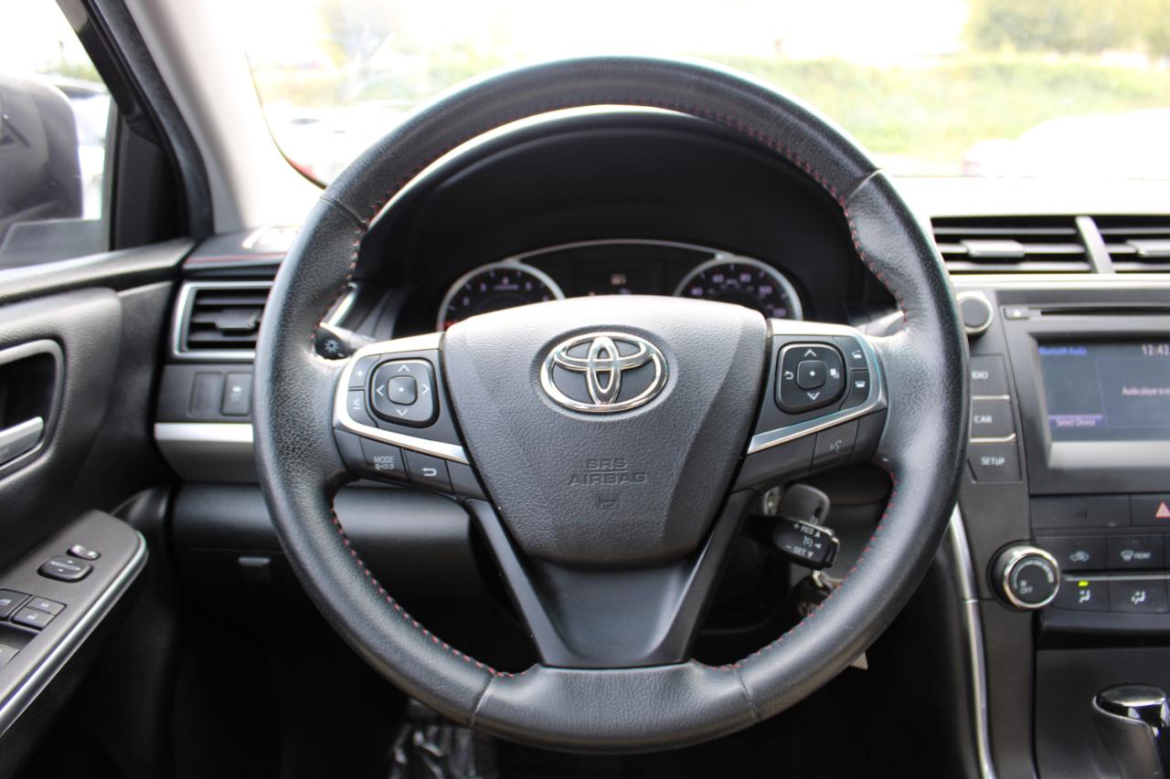 Toyota Camry SE 2015